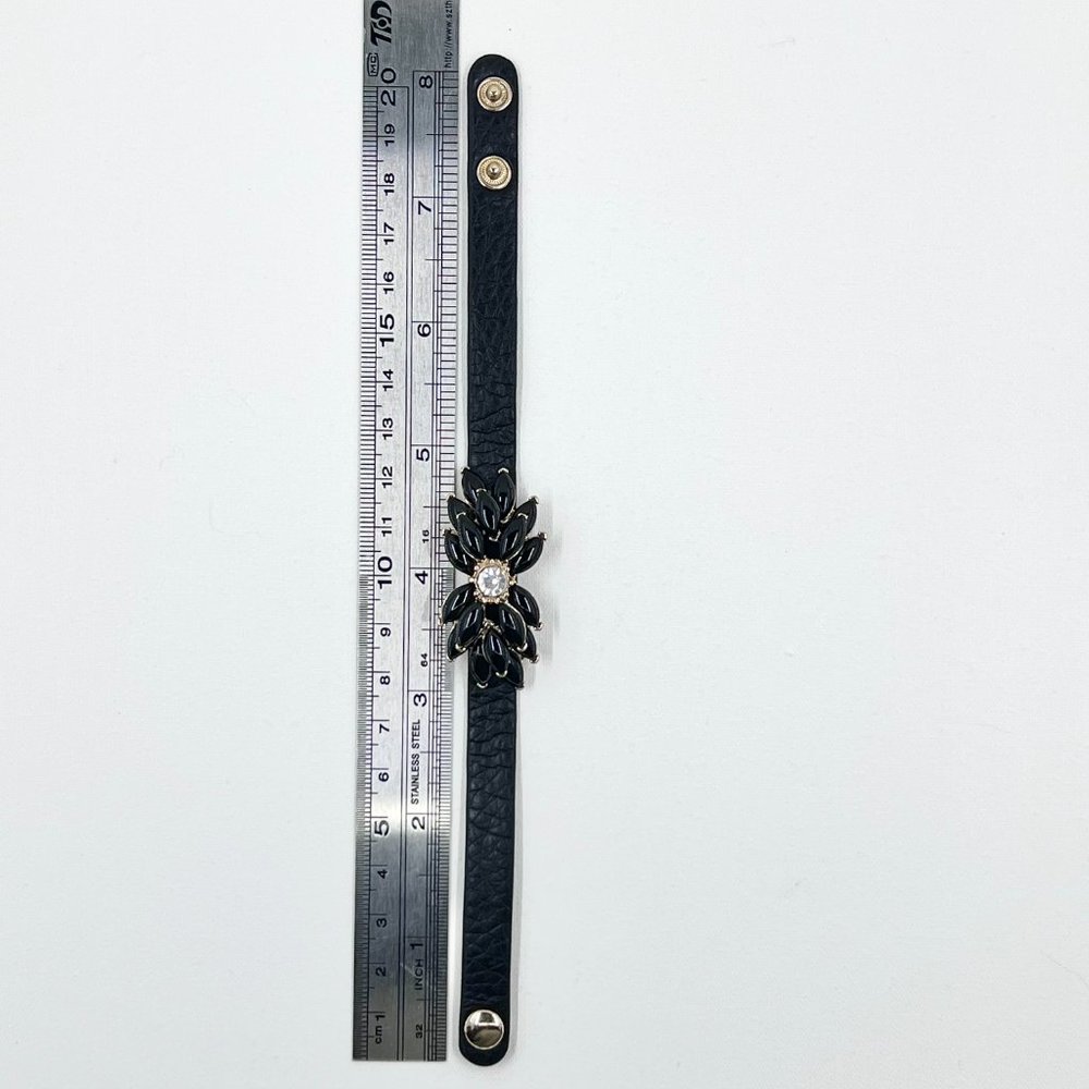 Black Jeweled Double Stacked Flower Gold Tone Black Leather 7” Bracelet - Picture 5 of 9